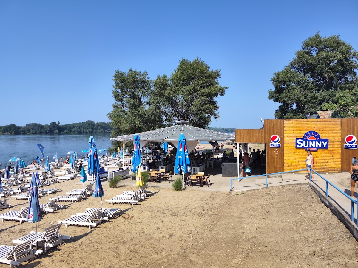 Plage Bașcov Calafat - foto 5