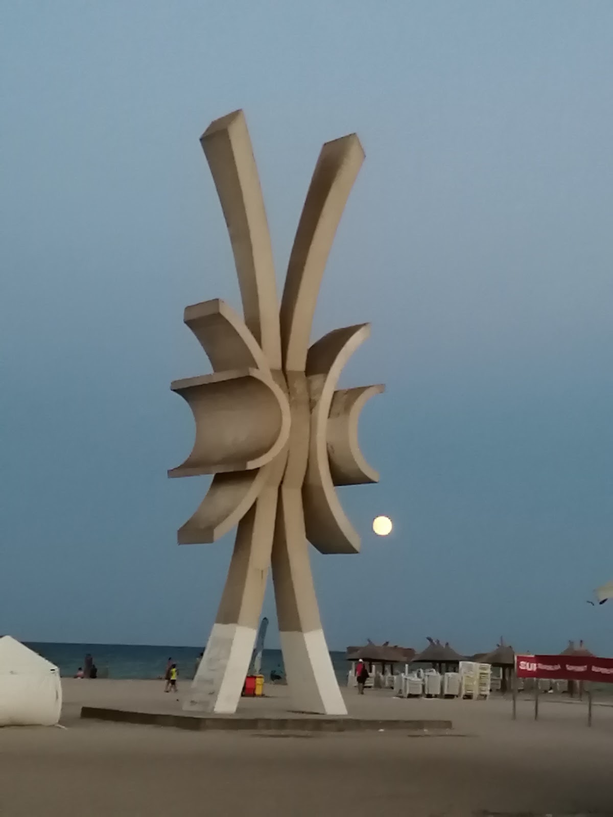 Plajă costinesti - foto 4
