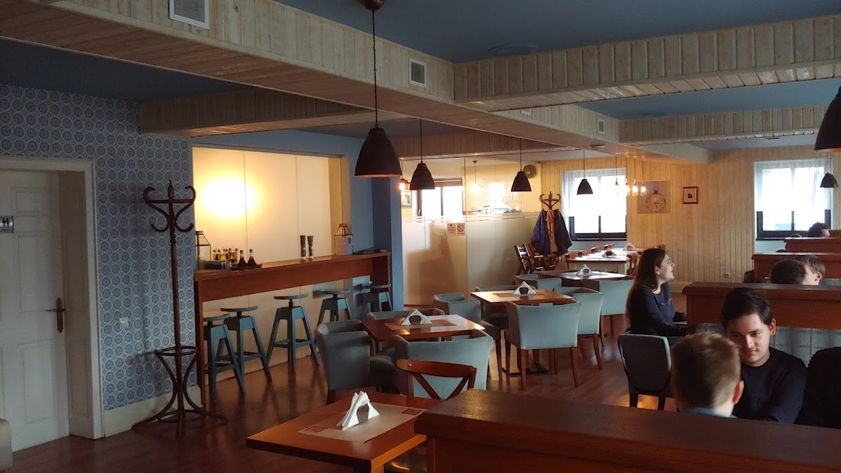 Plan B Cafe Bistro - foto 4