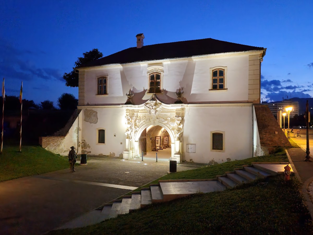 Negyedik Kapu, Alba Iulia