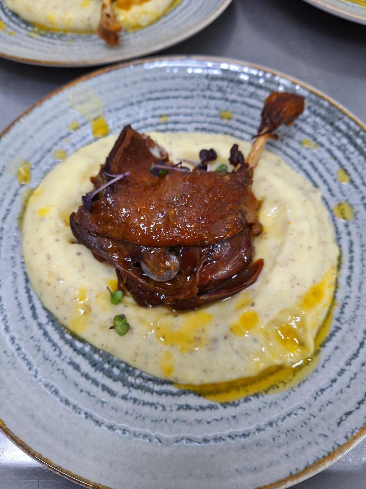 Popasul Brancovenesc 餐厅/ 酒店 - foto 2