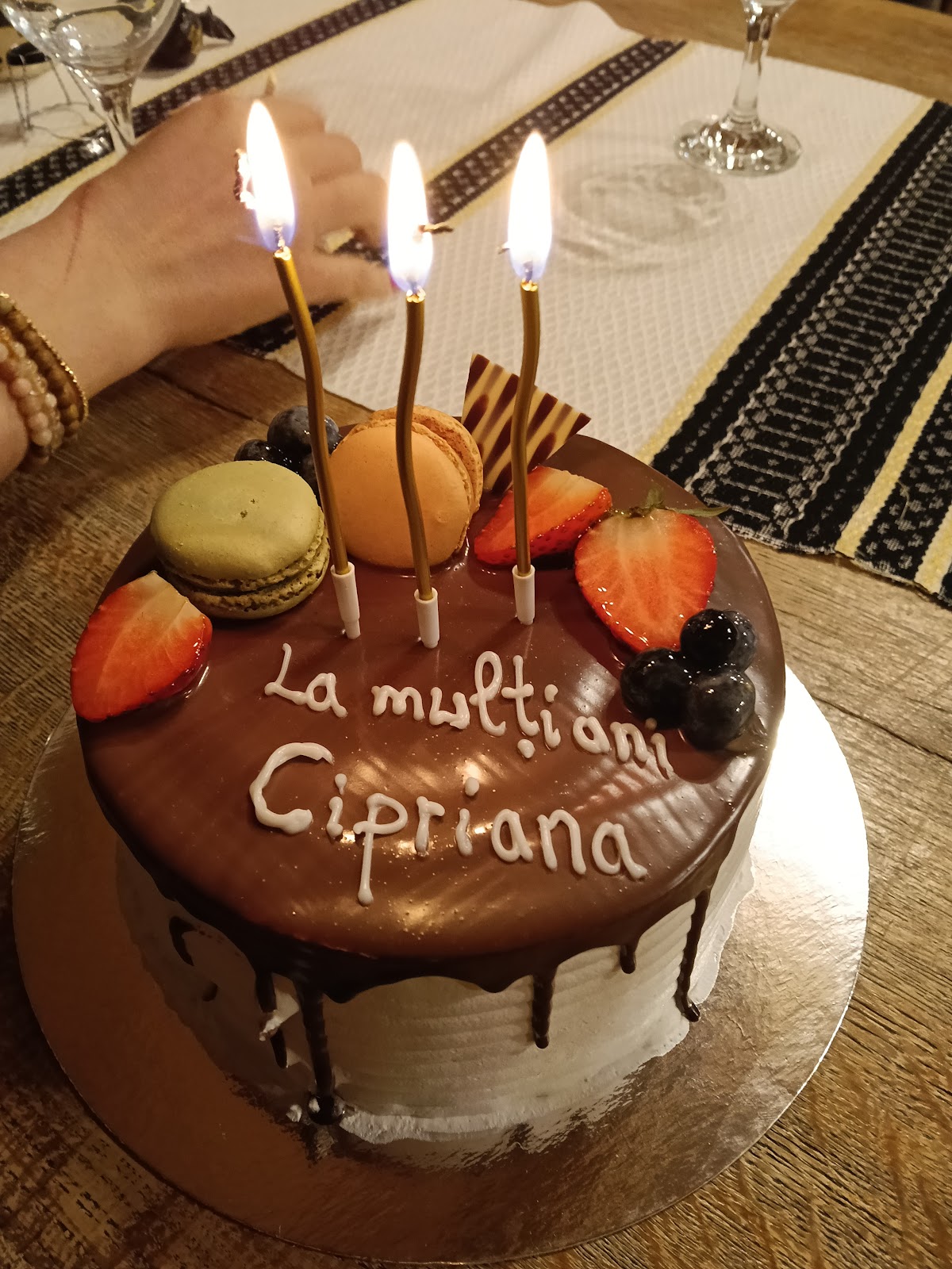 Popasul Vladichii - foto 3