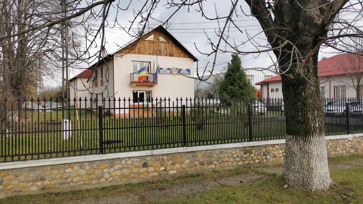 Cornățelu Town Hall - foto 2
