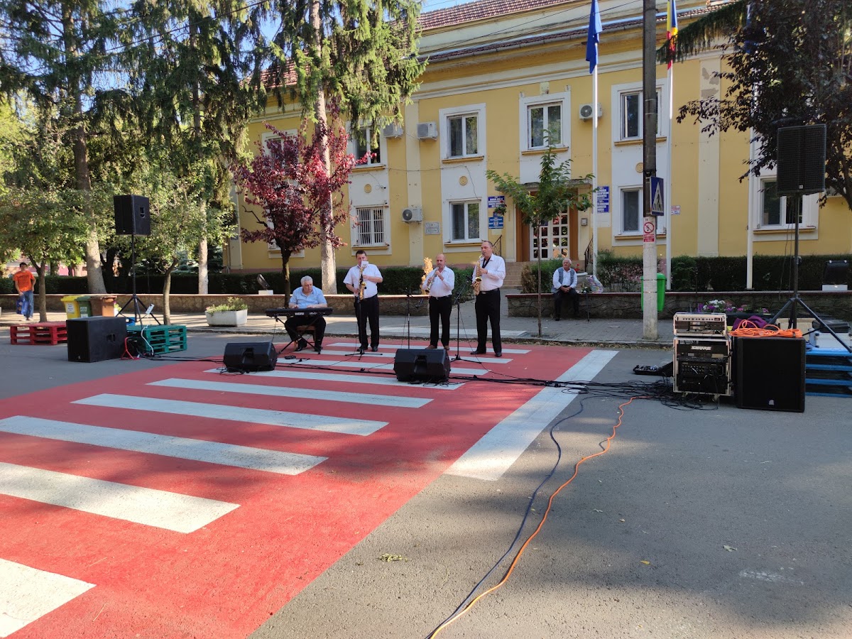 马尔吉塔市政厅 - foto 3