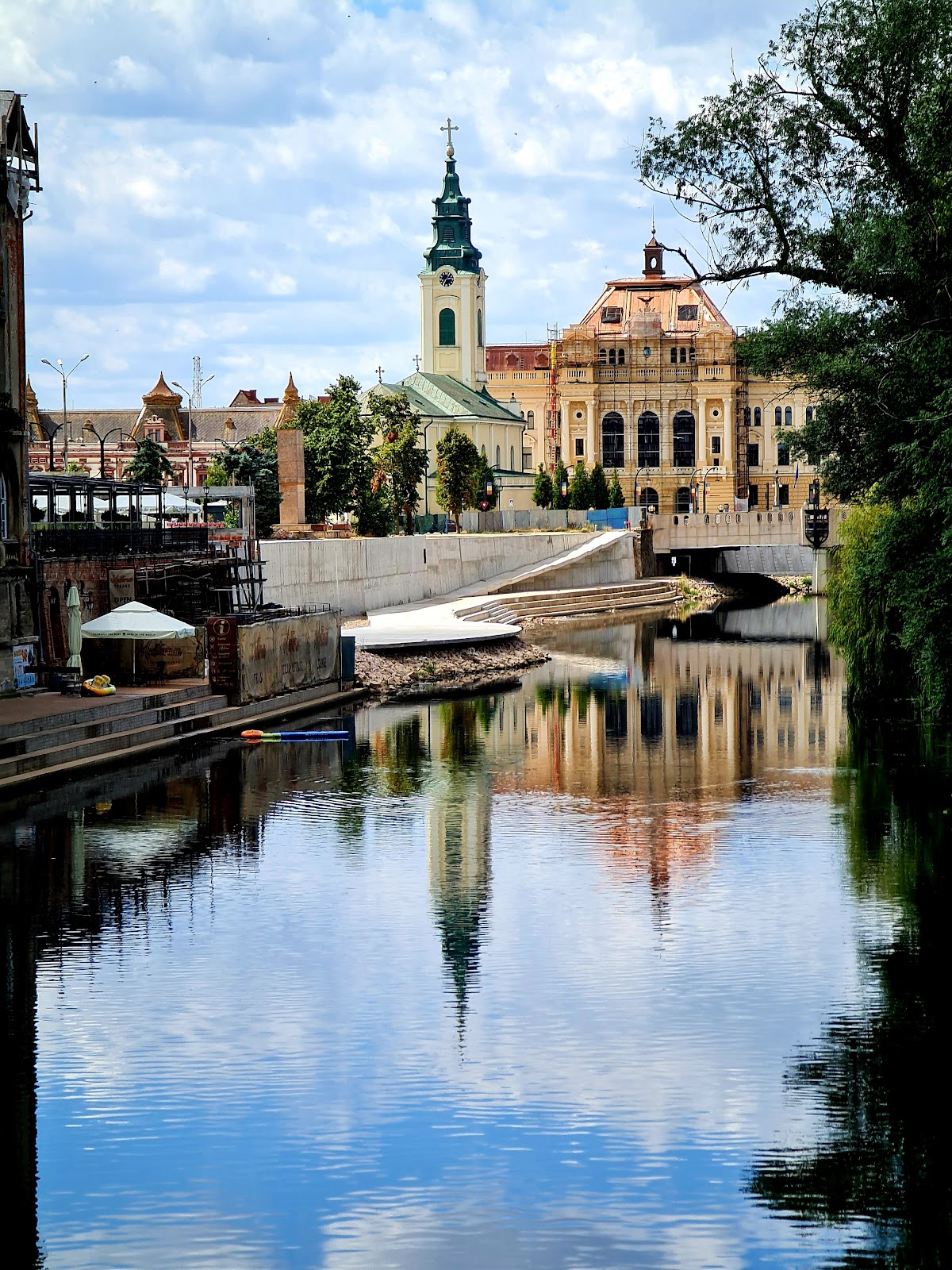 Primăria Oradea, Oradea