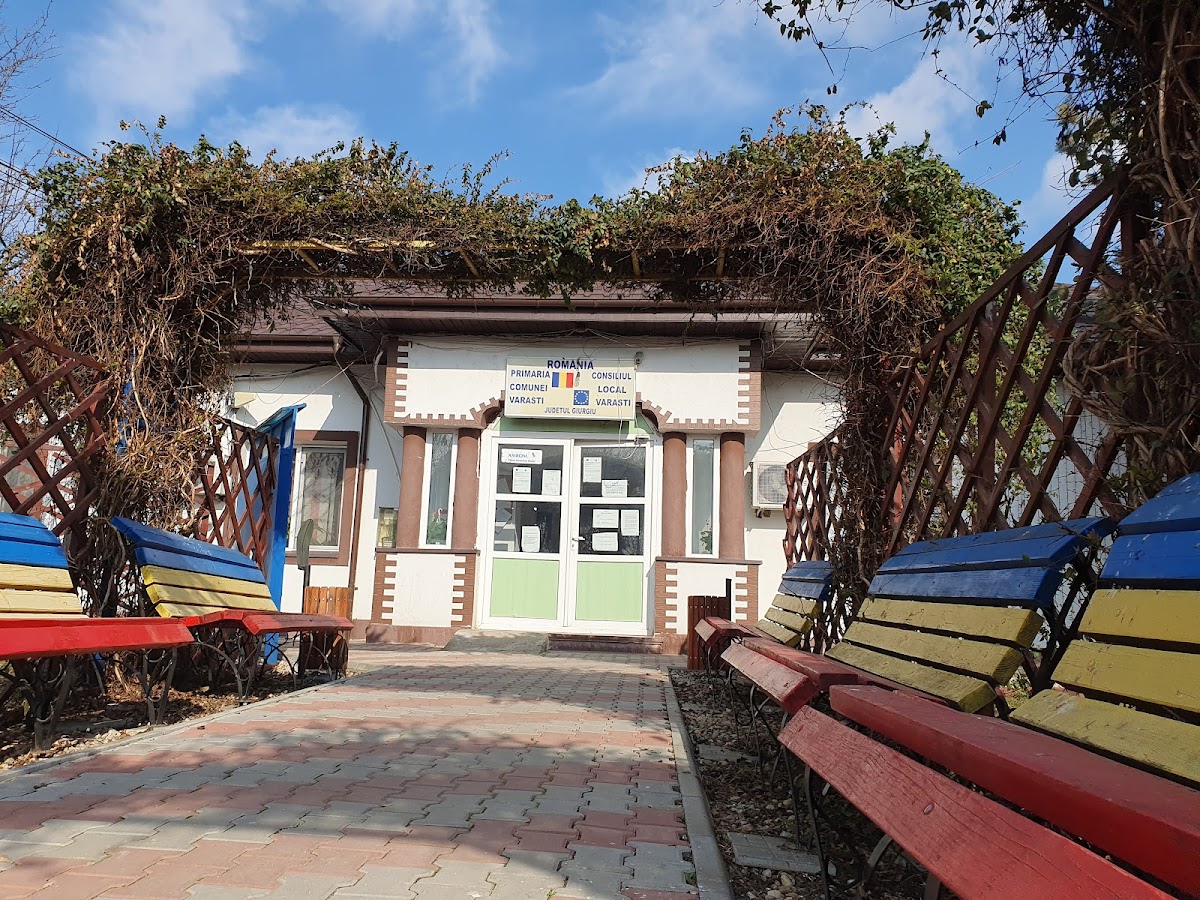 Mairie de Vărăști