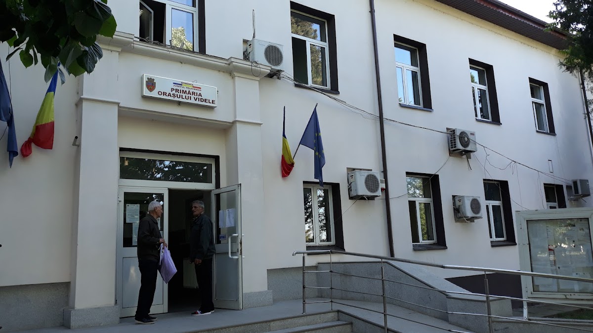 Primăria Videle - foto 2