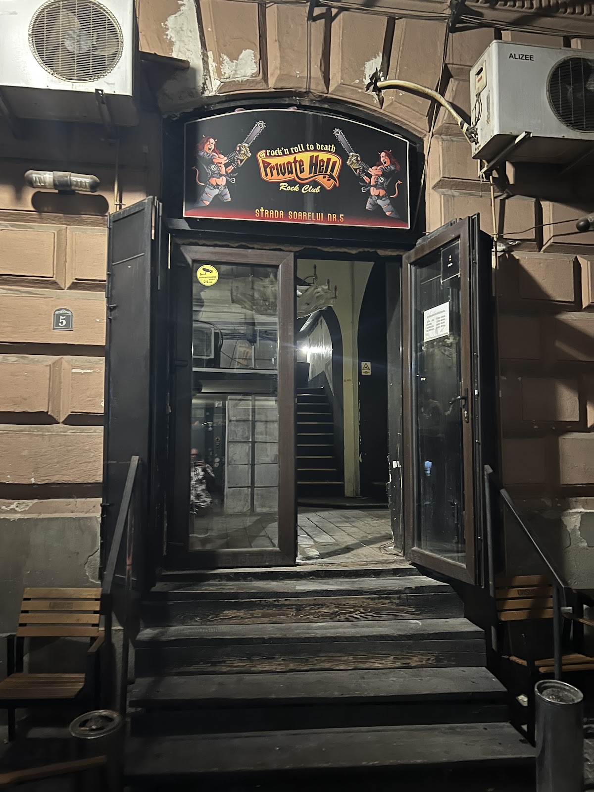 Private Hell Rock Club - foto 4