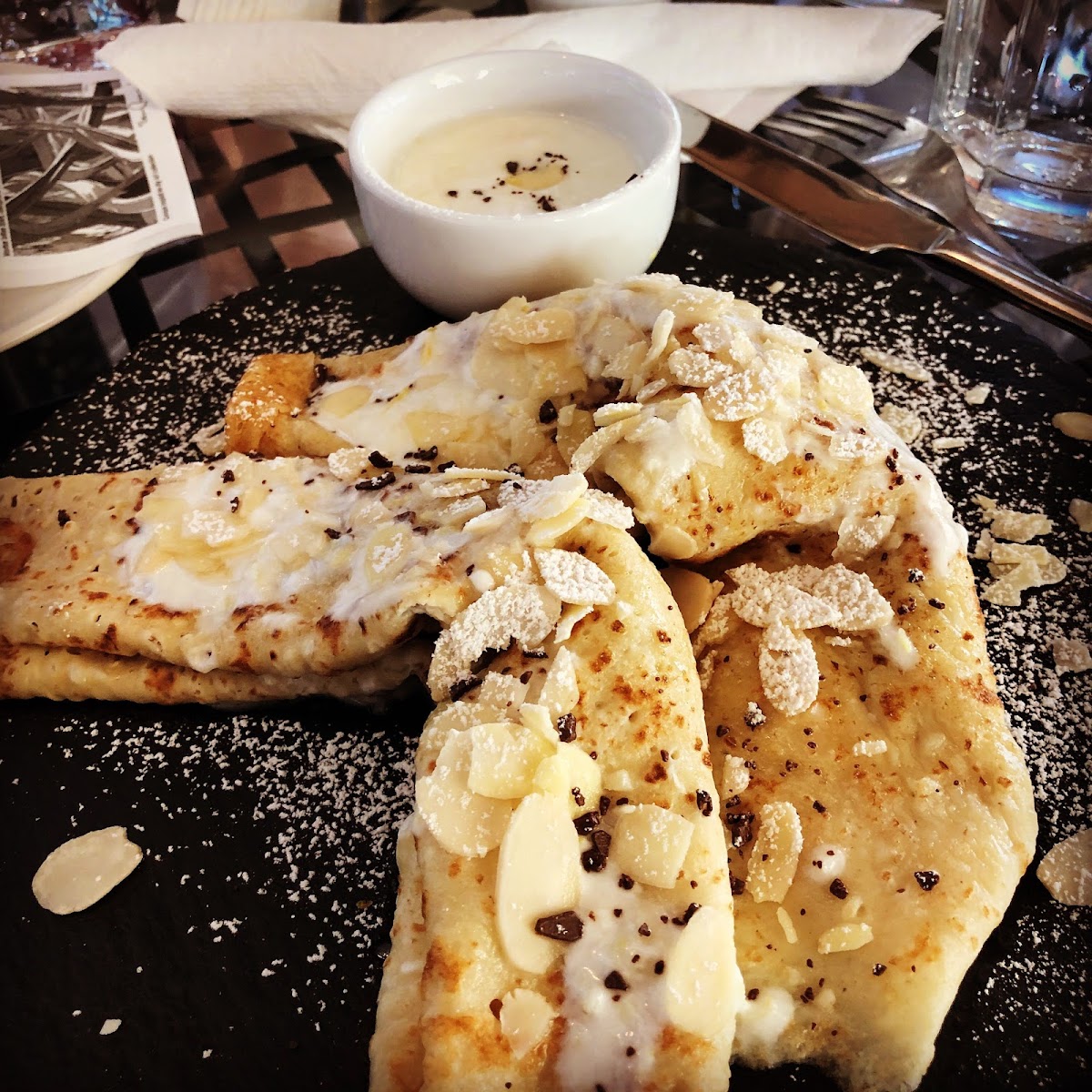 Queen's Cafe&Lounge - foto 2