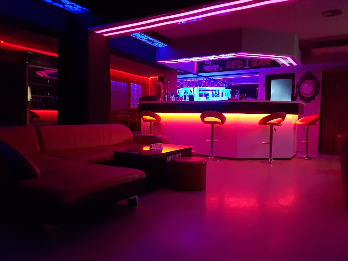Red Bar - foto 5