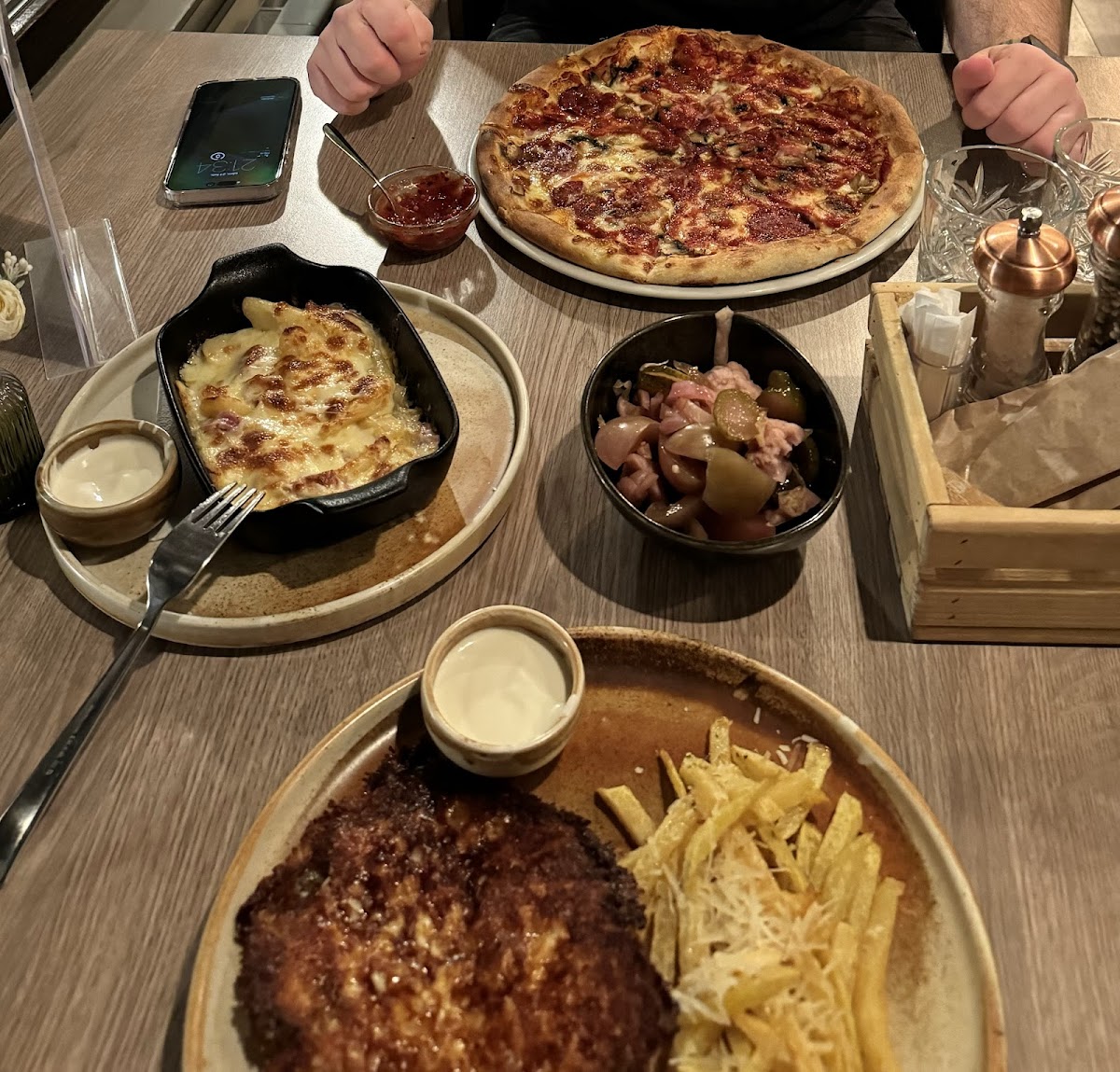 Red's Café & Restaurant - foto 3