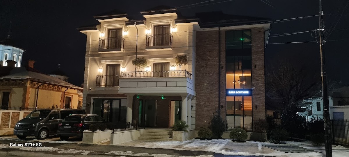 Reea Boutique Hotel