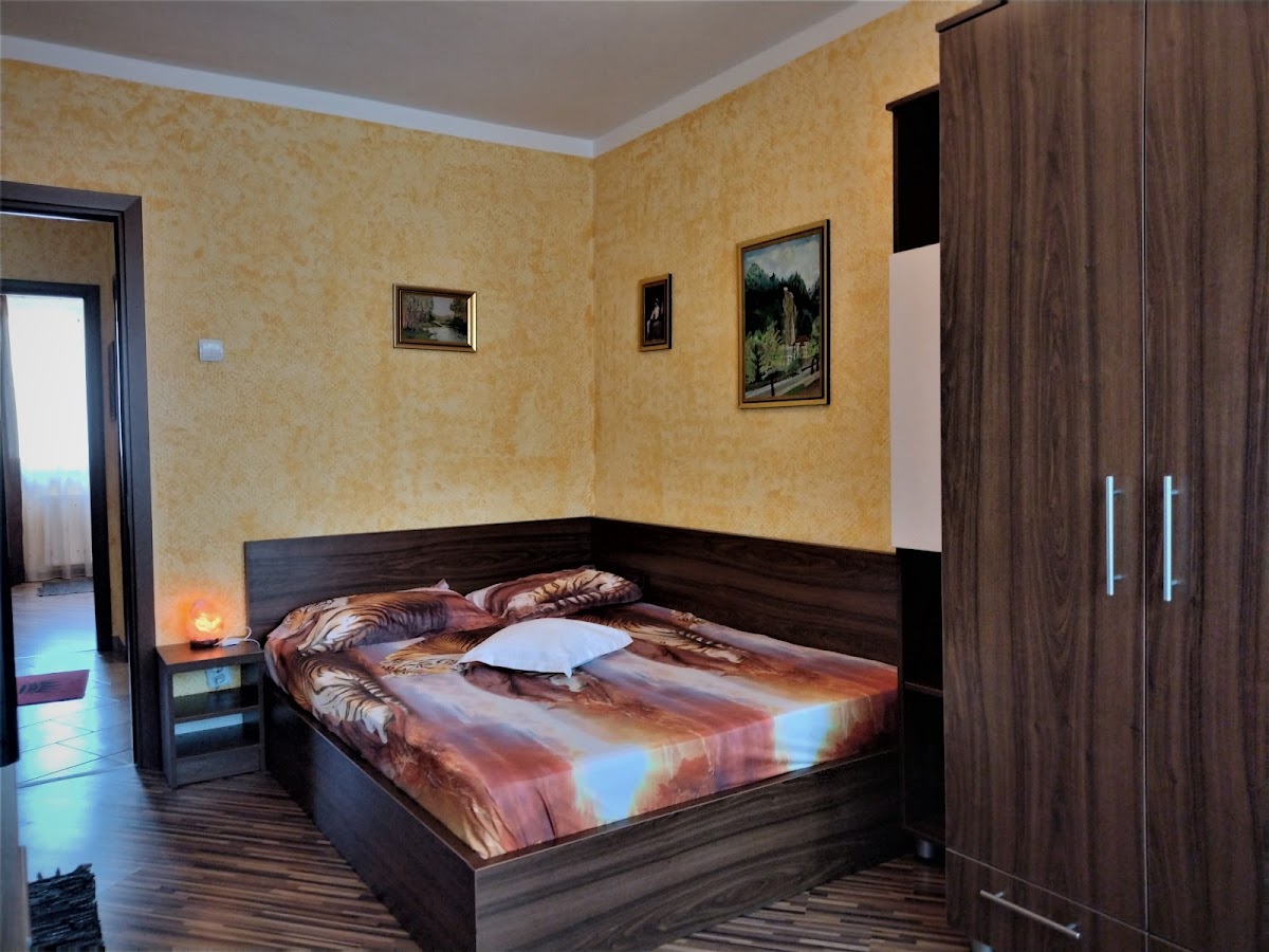 Regim Hotelier Apartament Maria