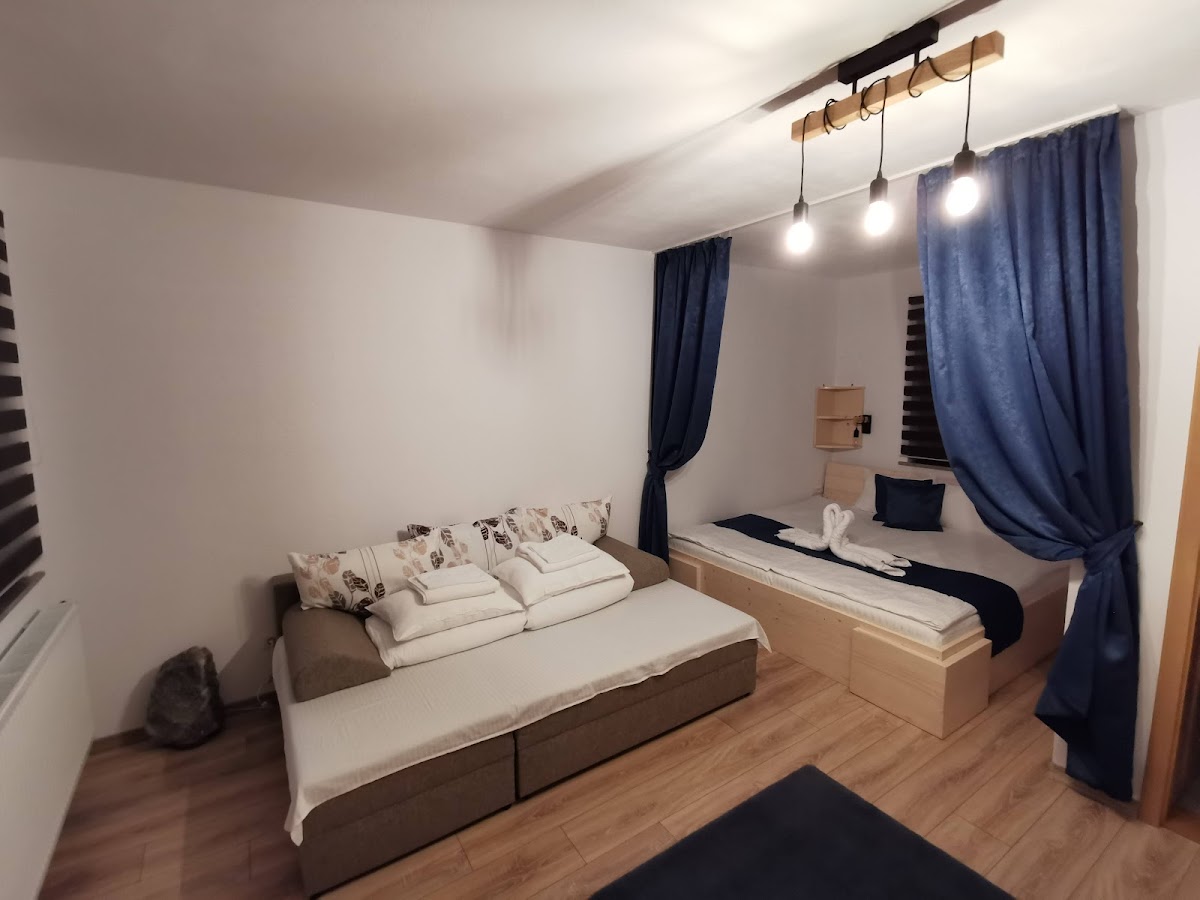 Relax House