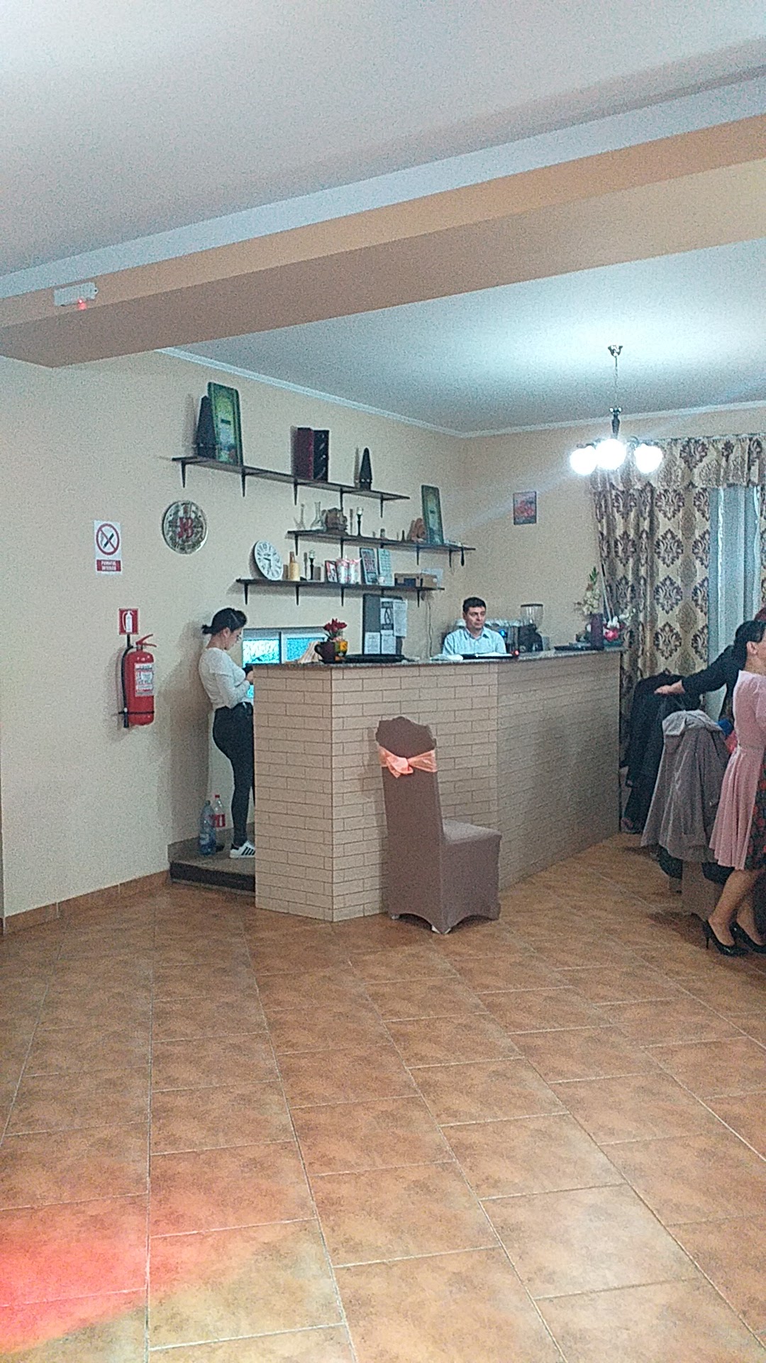 RESTAURANT APOLOZAN - foto 3