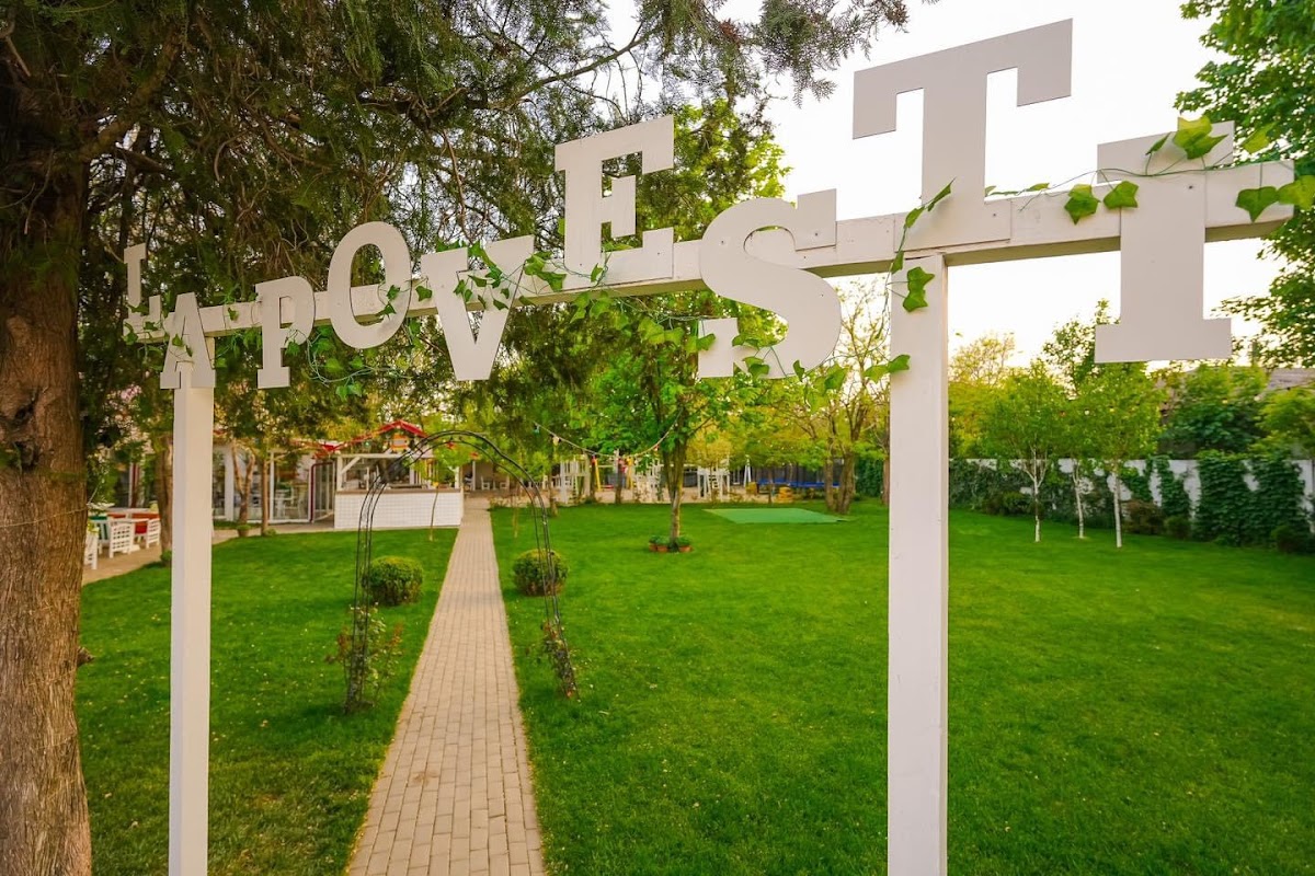 Restaurante Ballroom La Povești - foto 3