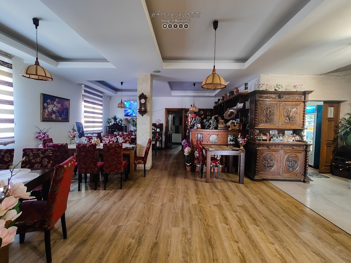 Restaurant Bistro Casa cu tei - foto 3