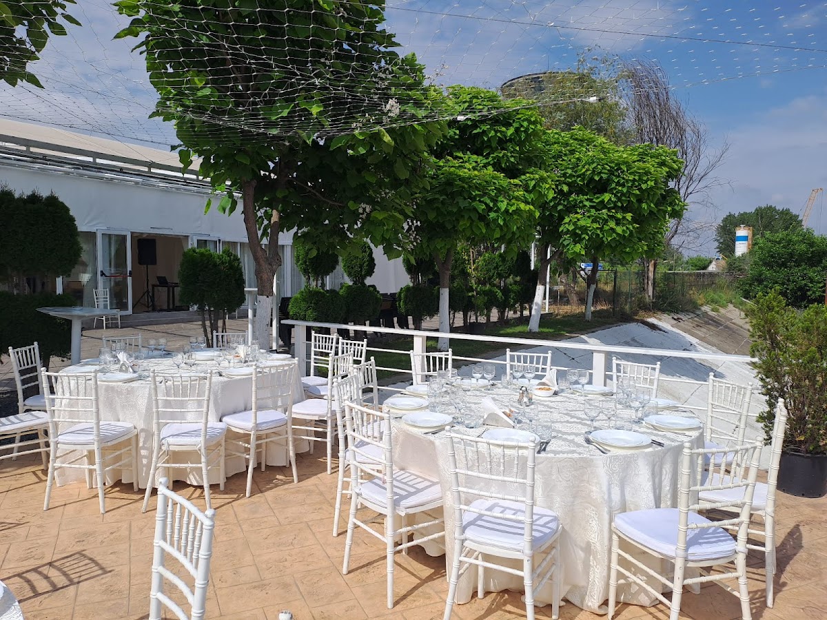 Restaurant Briza Dunării - foto 1