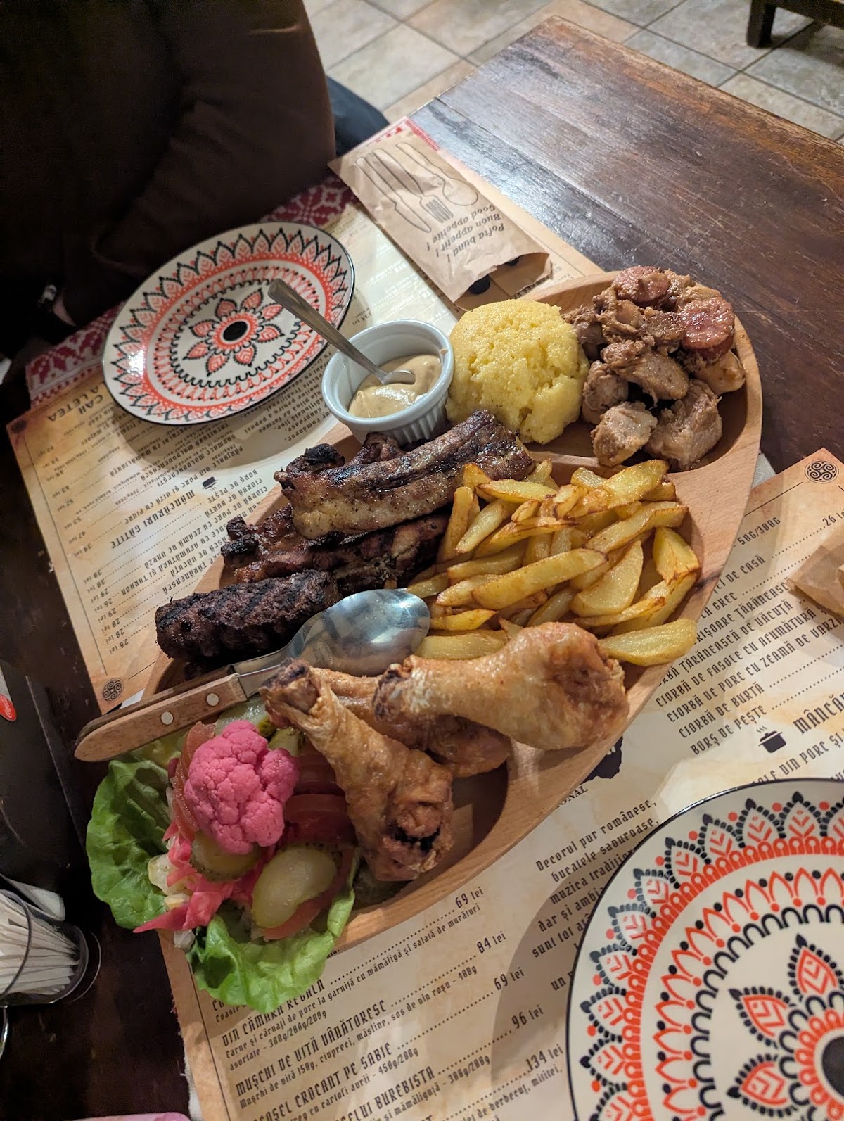 Burebista Traditional Restaurant - foto 5