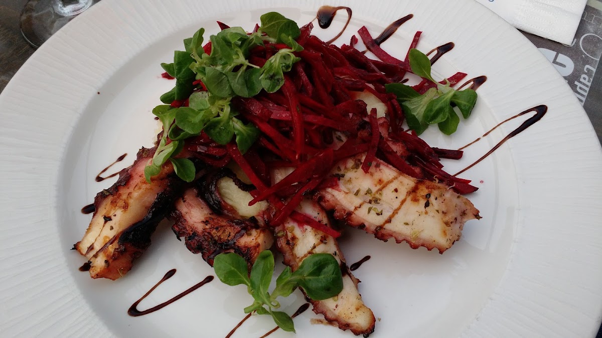 Carol Étterem - foto 2