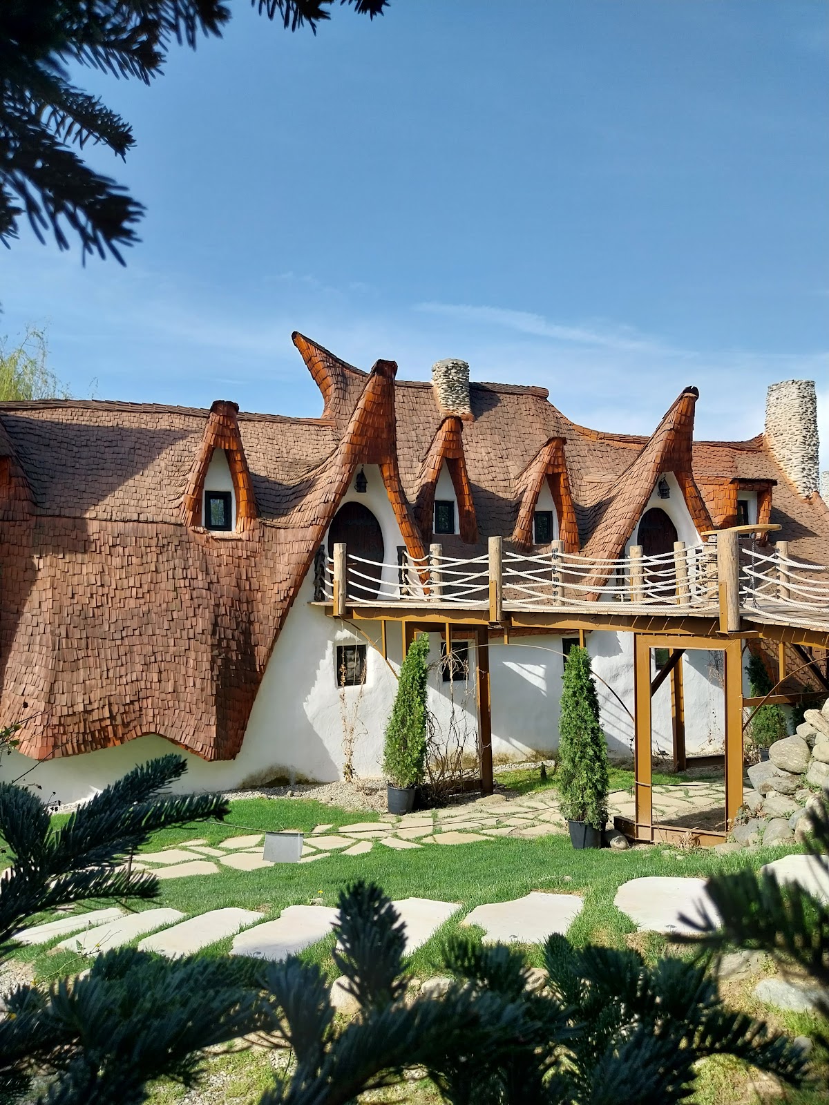 Restaurant Castelul de Lut, Valea Zânelor - foto 5