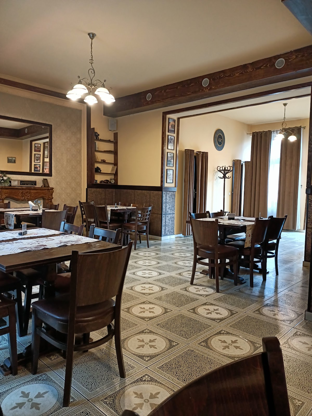 Restaurant Conacul Verde (Bistrița) - foto 5