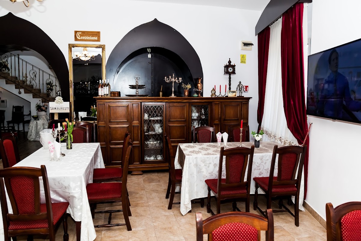 RESTAURANT CORVINIANA - foto 3