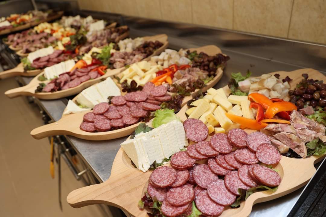 Dealul Viilor 餐厅, Ştefăneştii Noi