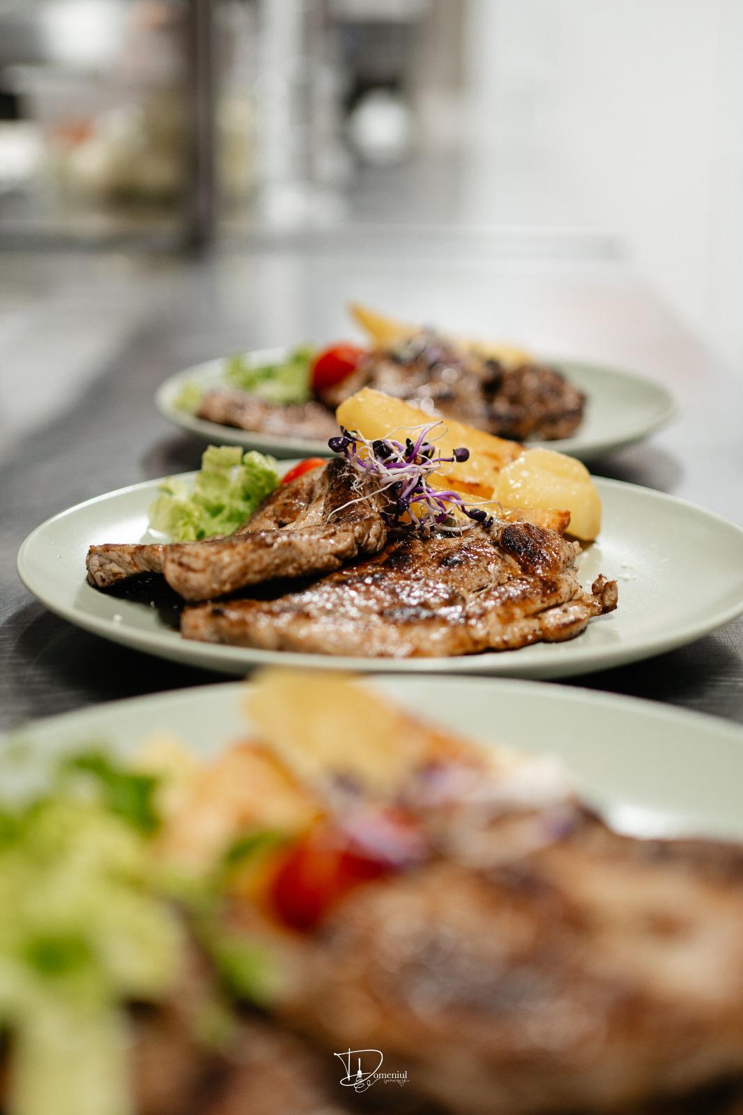 Restaurant - Domeniul Cservenszki - foto 5