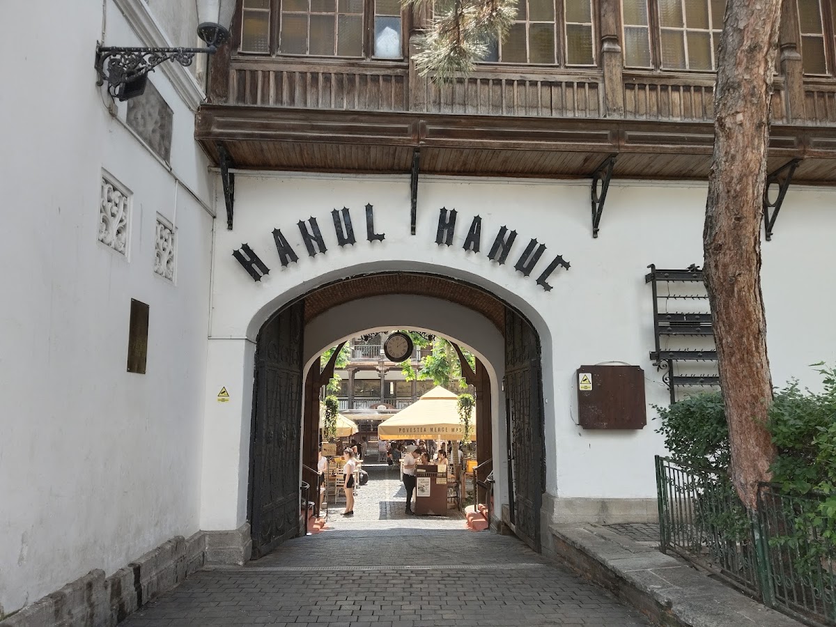 Hanu' lui Manuc Restaurant - foto 4