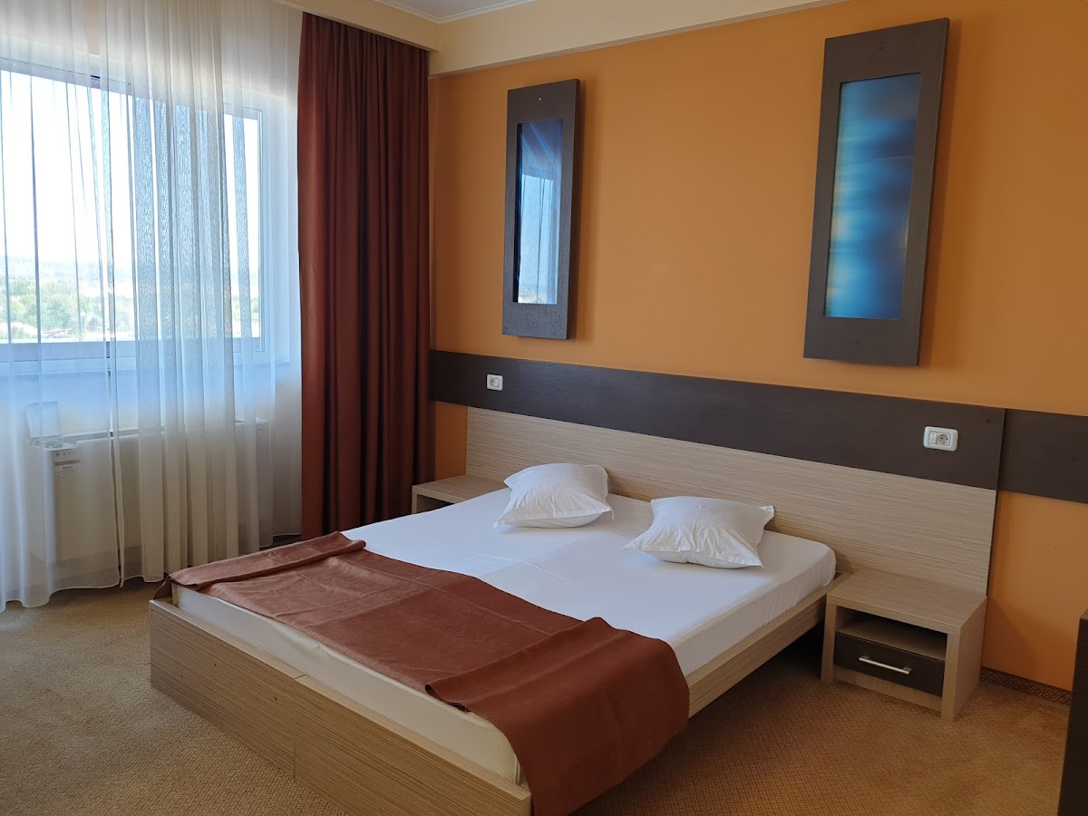 Restaurant Hotel Batca - foto 2