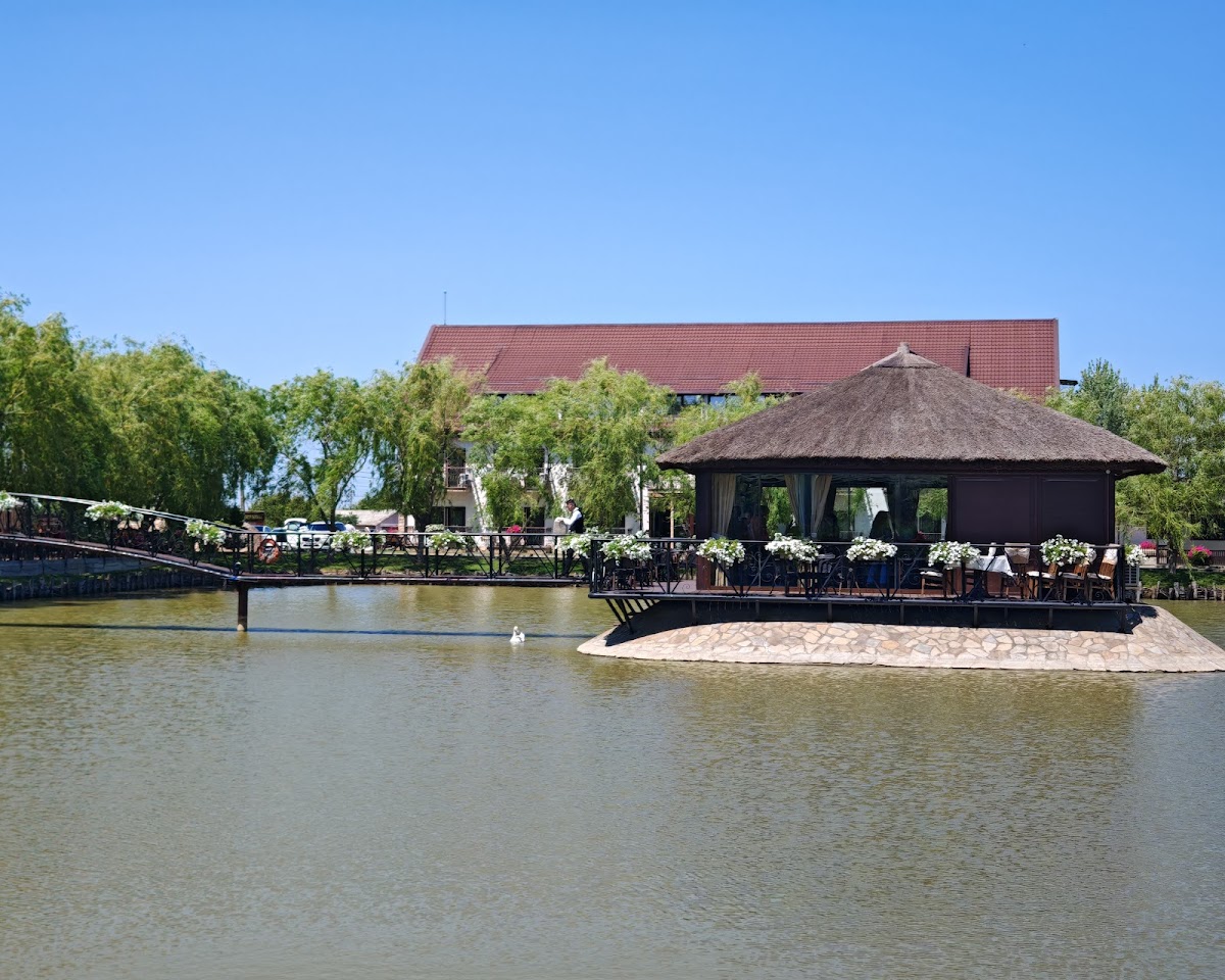 "La Casa Cu Stuf" Étterem Brăila - foto 3