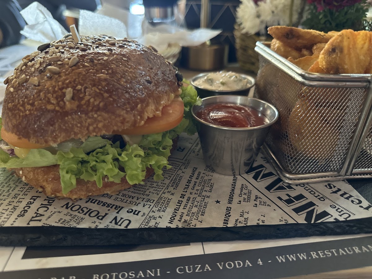 Restaurant "La Strada" Botosani - foto 3