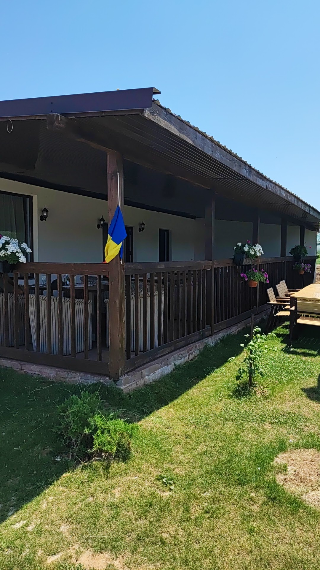 Majestic Étterem - Adunații-Copăceni - foto 3