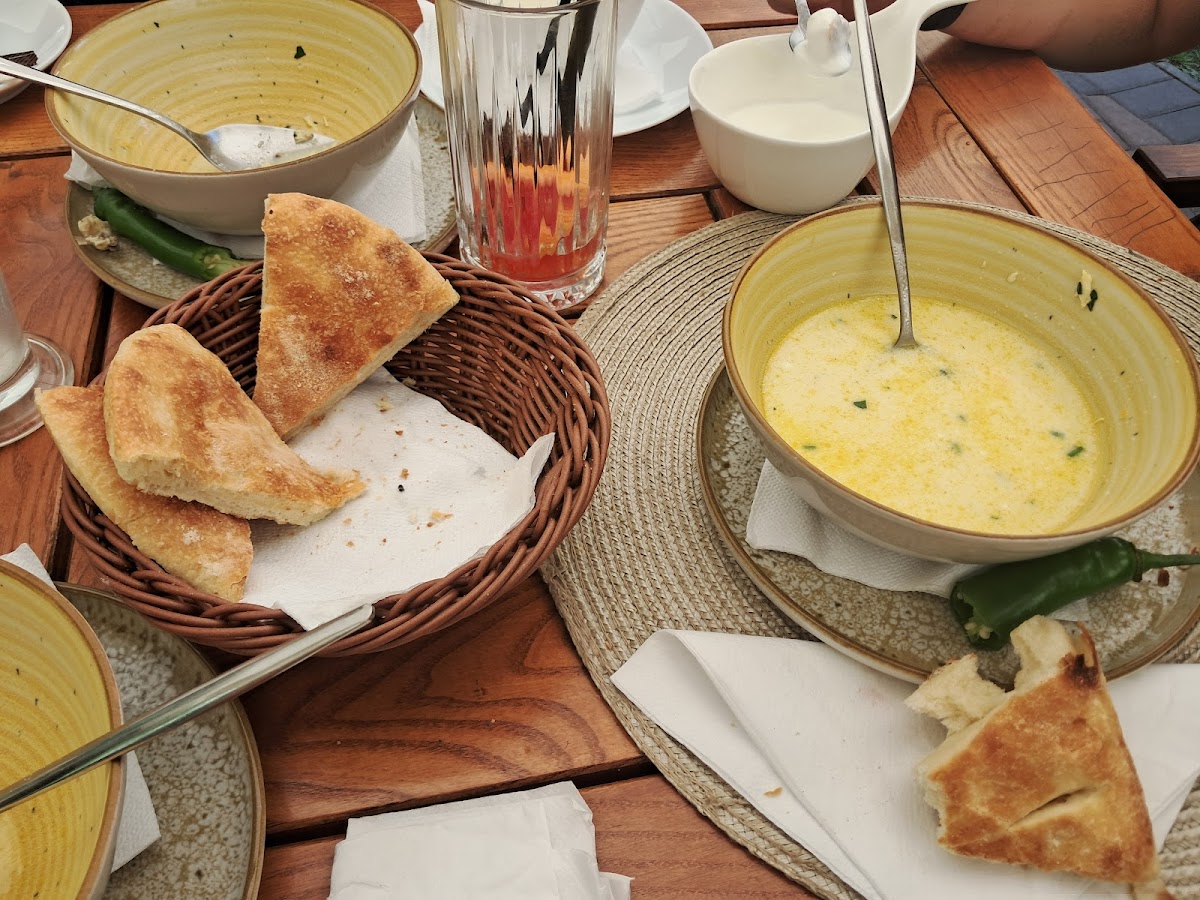 Restaurant "New Spring" Siret - foto 3