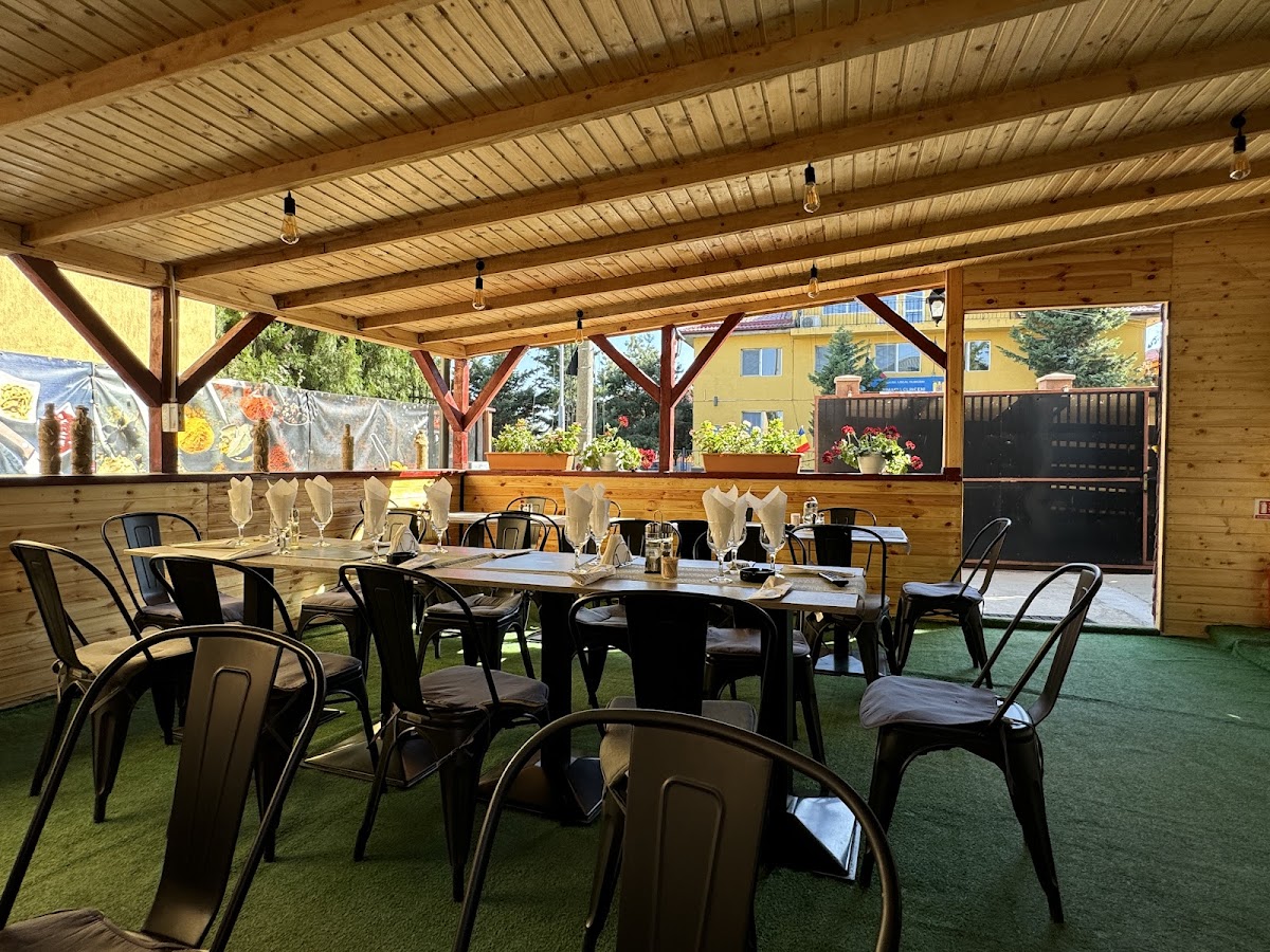 Restaurant PapaMan Clinceni - foto 5