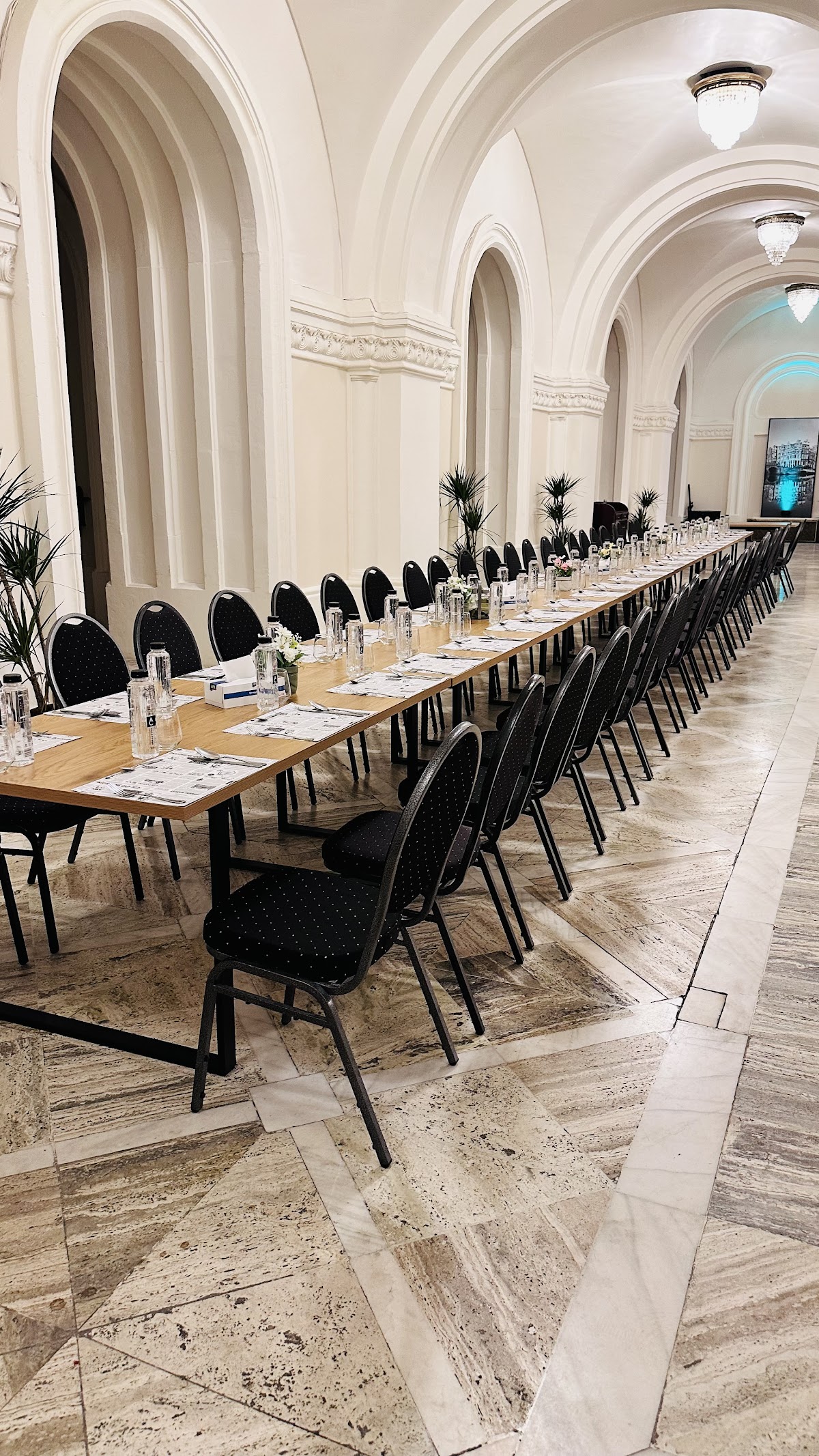 Restaurant Parlament - foto 1