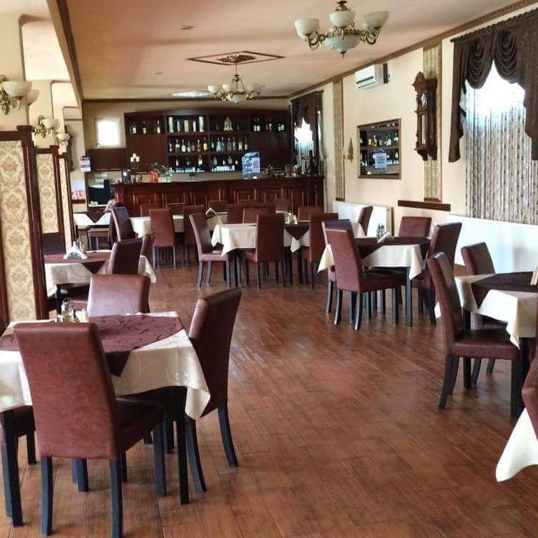 Restaurant Pensiune - Crinul Imperial Marghita - foto 3