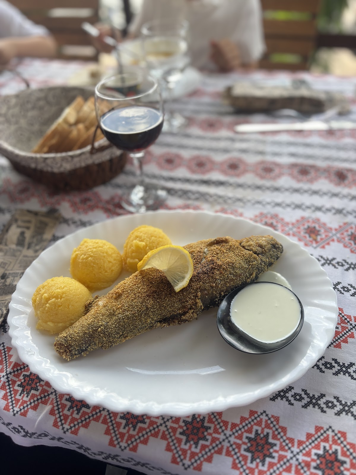 Restaurant Pensiune Piatra Corbului - foto 2