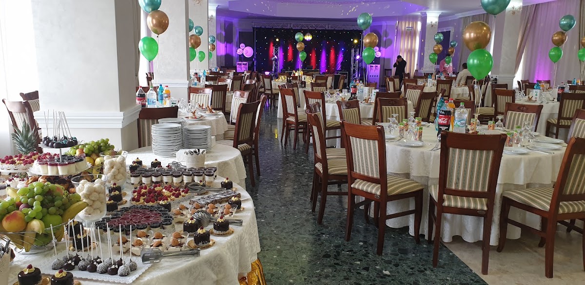 Restaurant Pensiunea Premier - foto 4