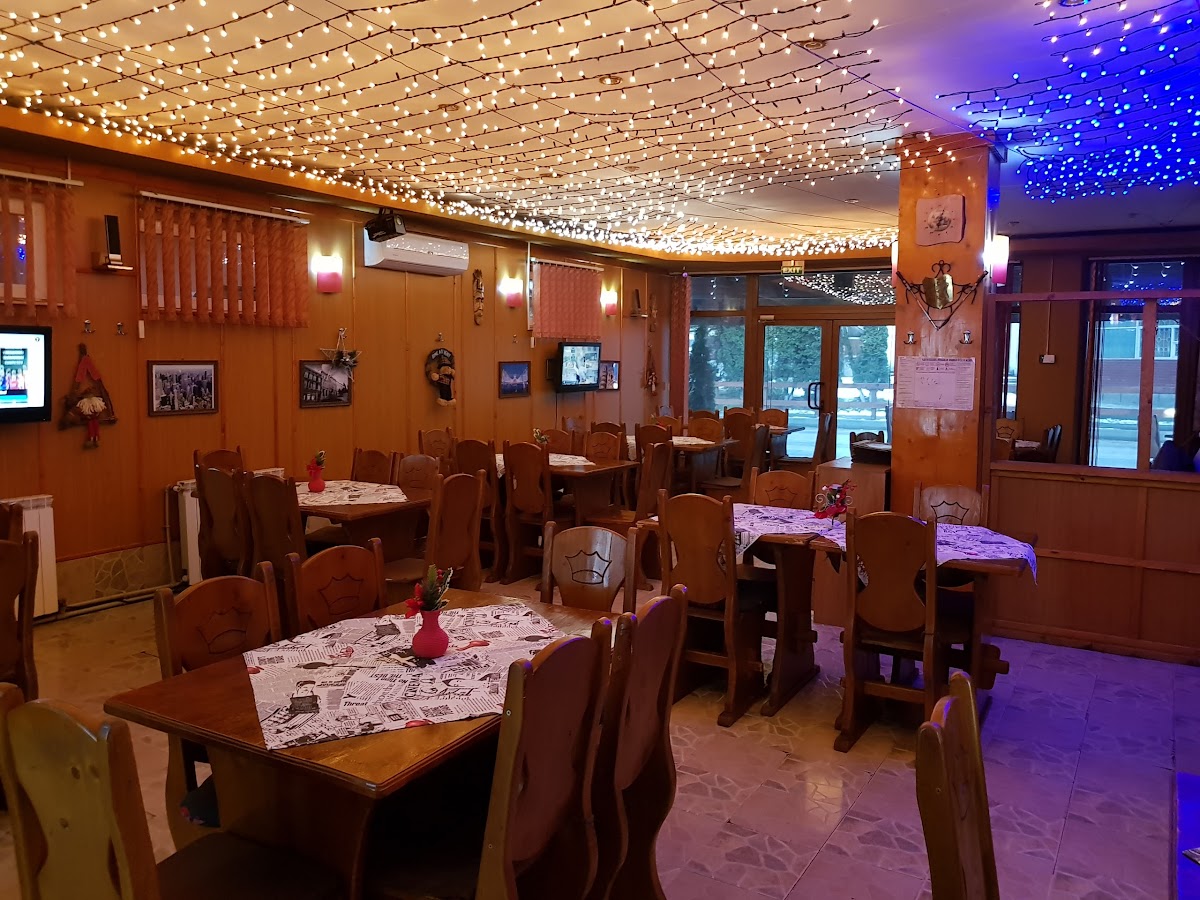 Corona Pizzéria Étterem - foto 3