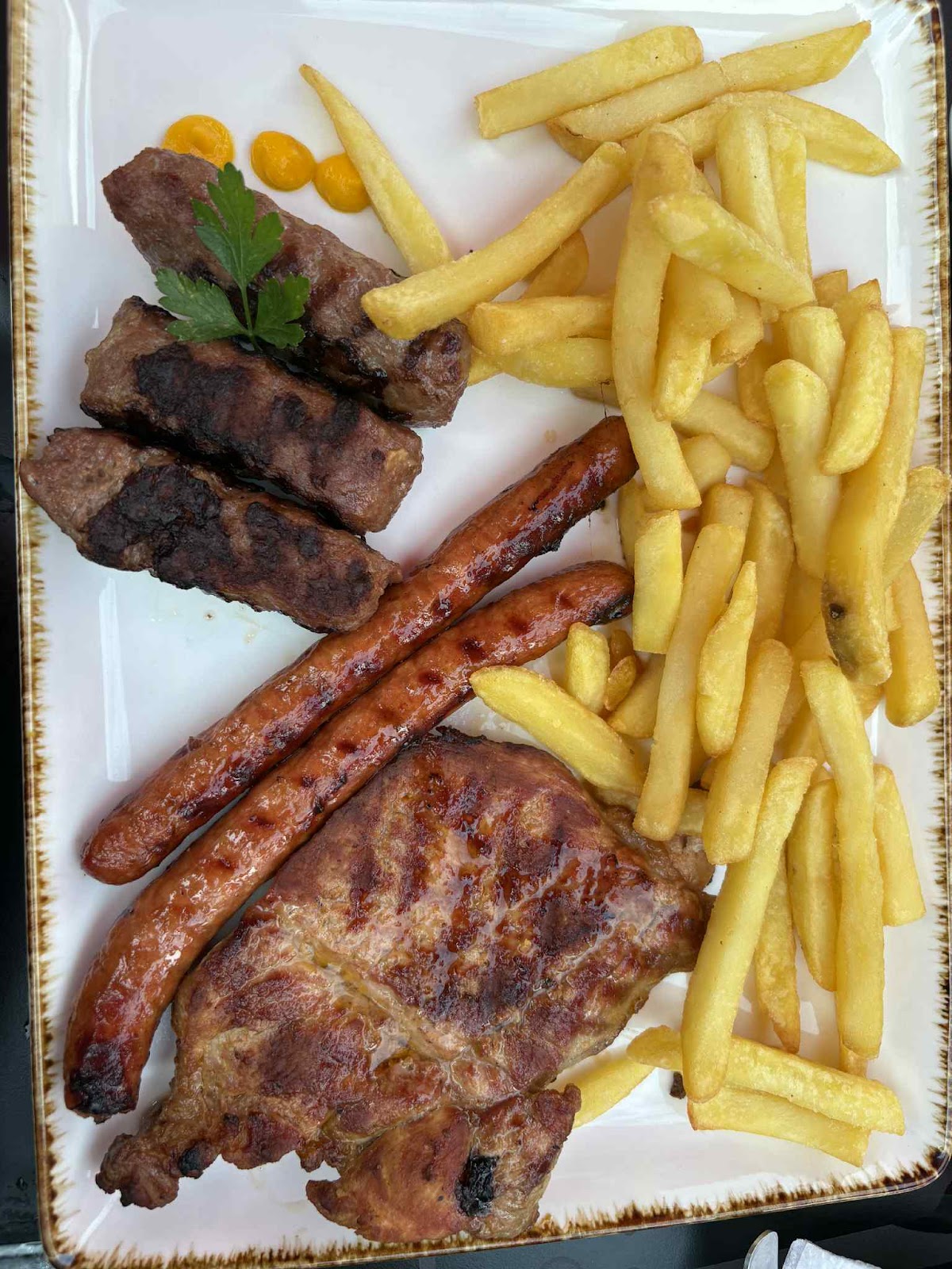 Restaurant & Pizzerie Select - foto 4