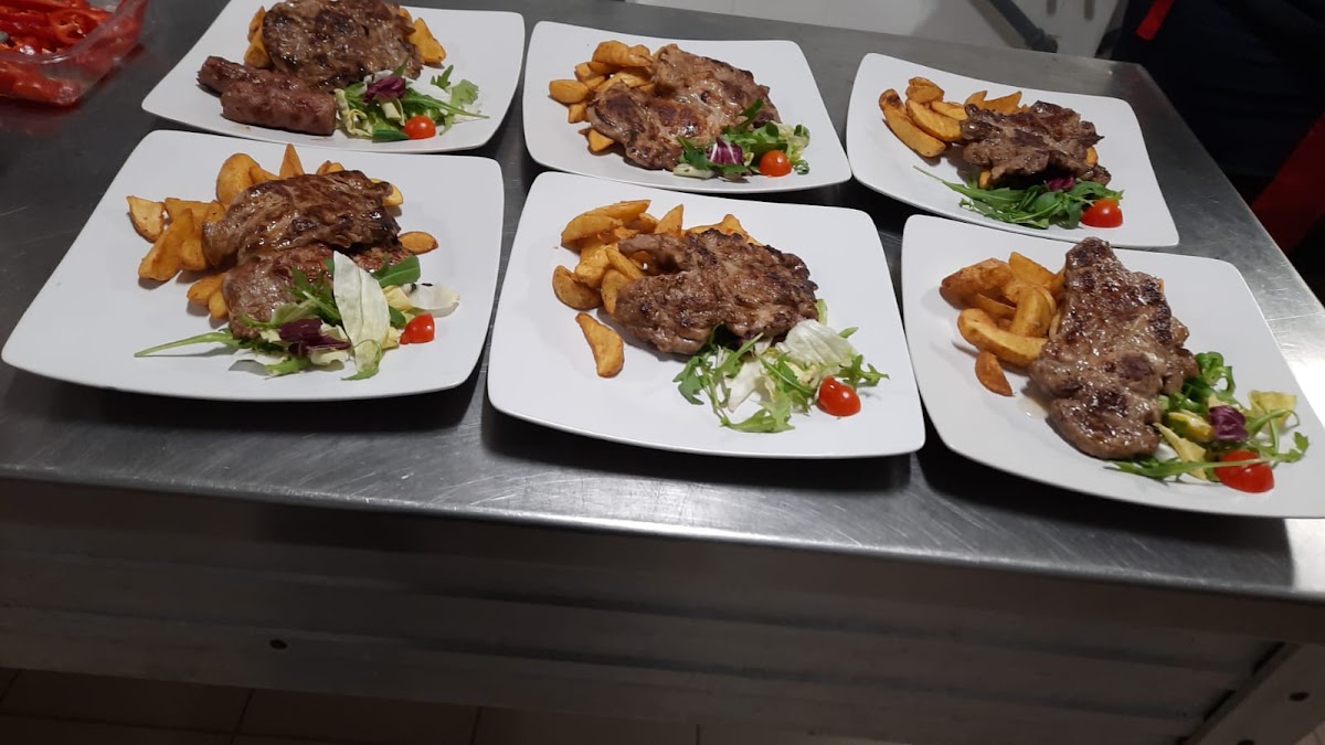 Restaurant Porumbelul - foto 2