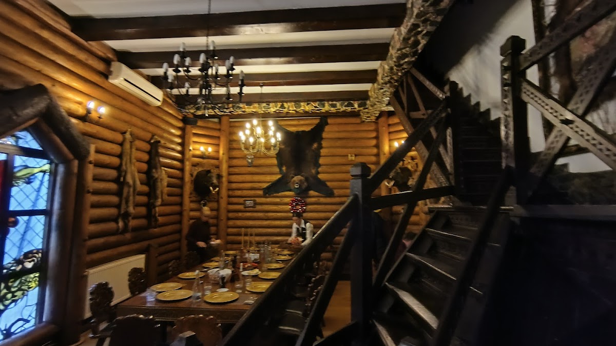 Restaurant Printul Vanator - foto 5