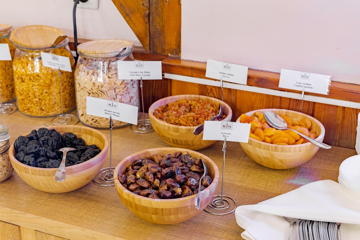 Restaurant Rustic - RIN Airport Hotel - foto 4