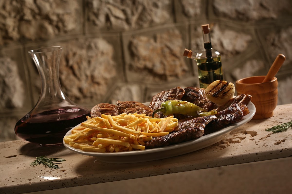 Restaurant sârbesc - "Kafana Sârbului" - foto 2