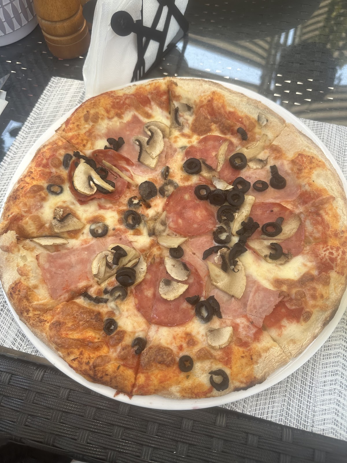 RESTAURANT SAVORY'S - foto 2