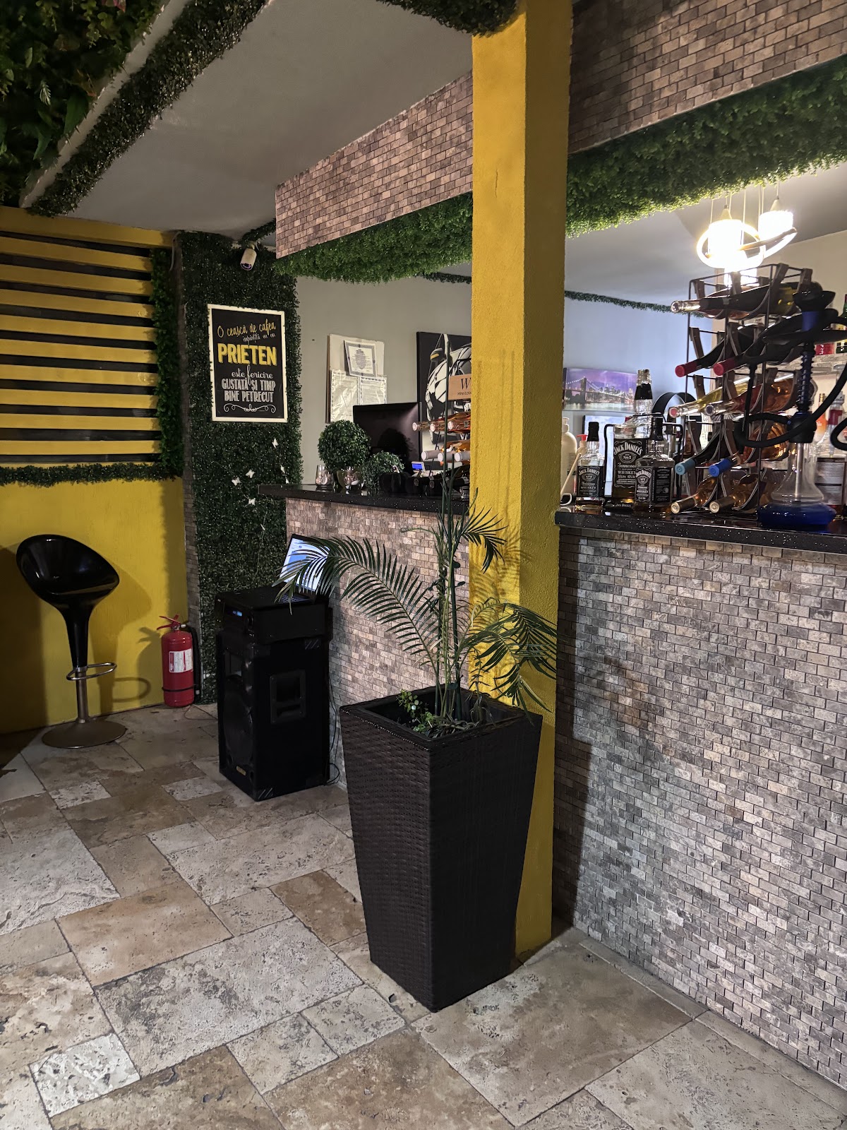 Restaurant Suraj