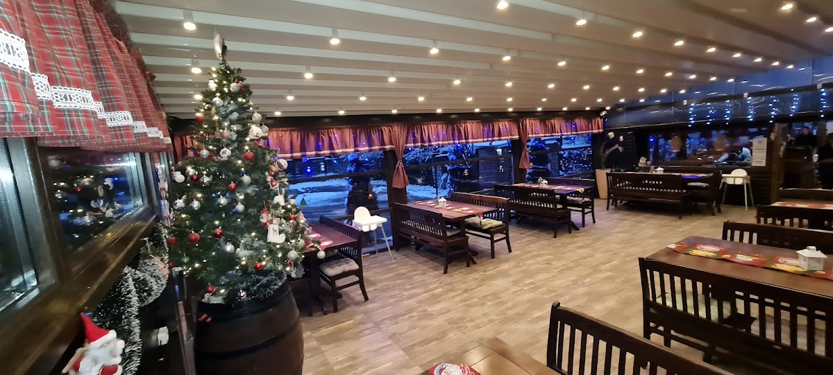 Restaurant Terasa "Pe Vale" - foto 1