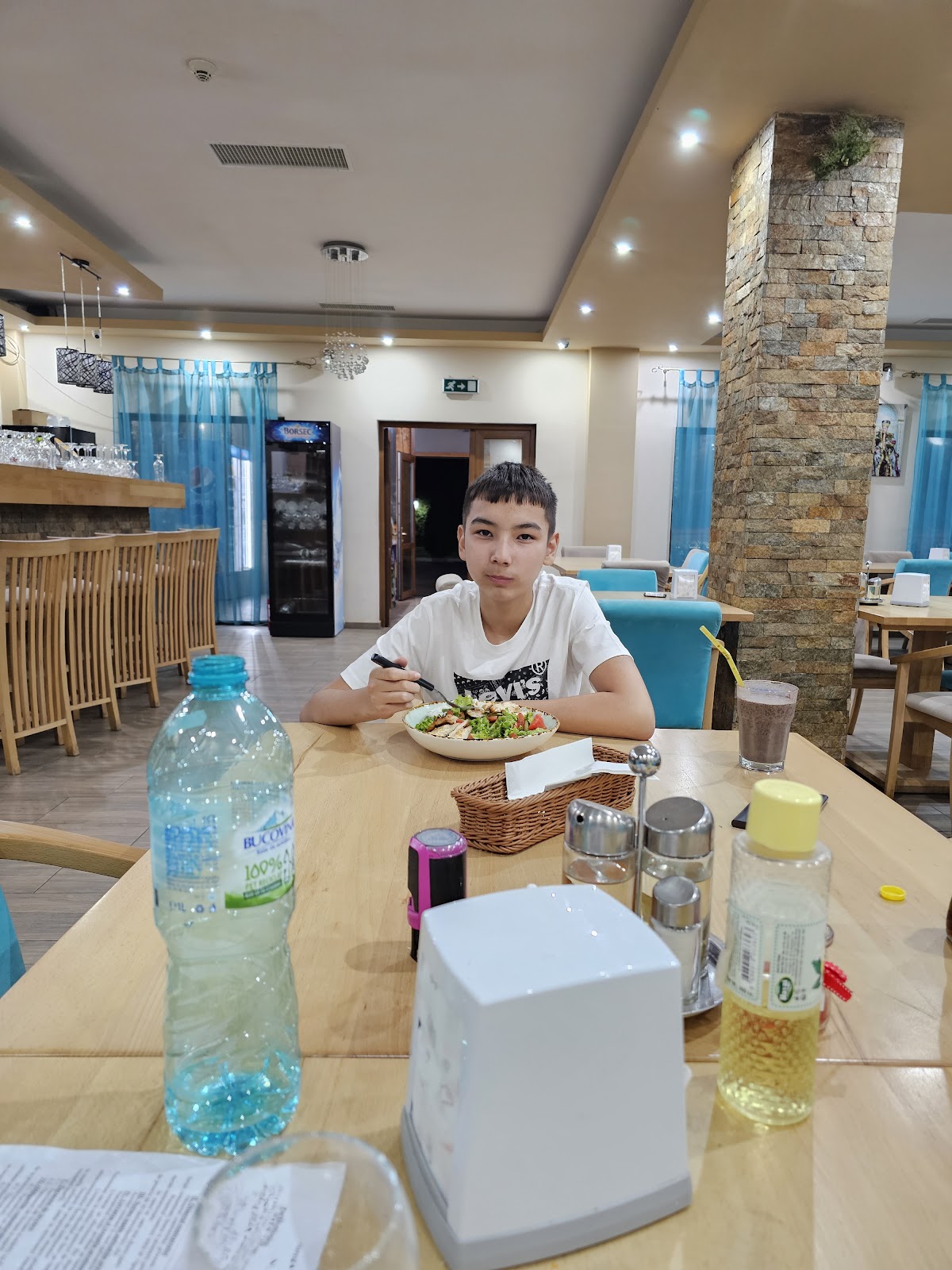 Restaurant Turquoise Topraisar